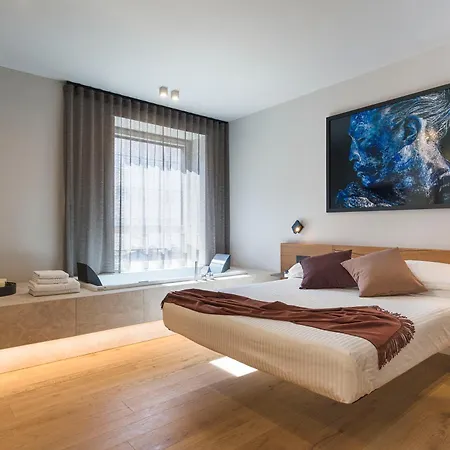 Aera Luxury - 301 302 Apartment